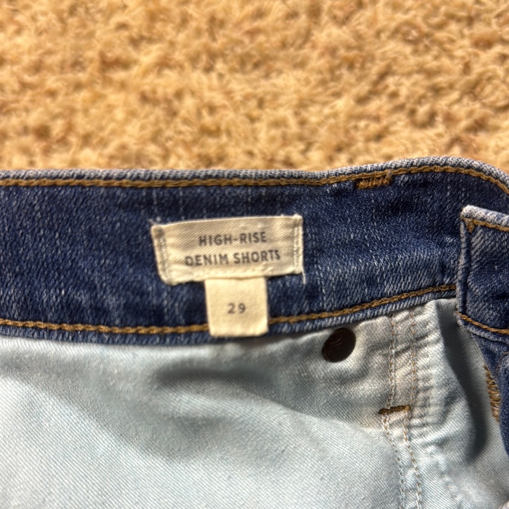 Madewell Blue Jean Shorts with Distressed Raw Hems, size 29 - Picture 3 of 5